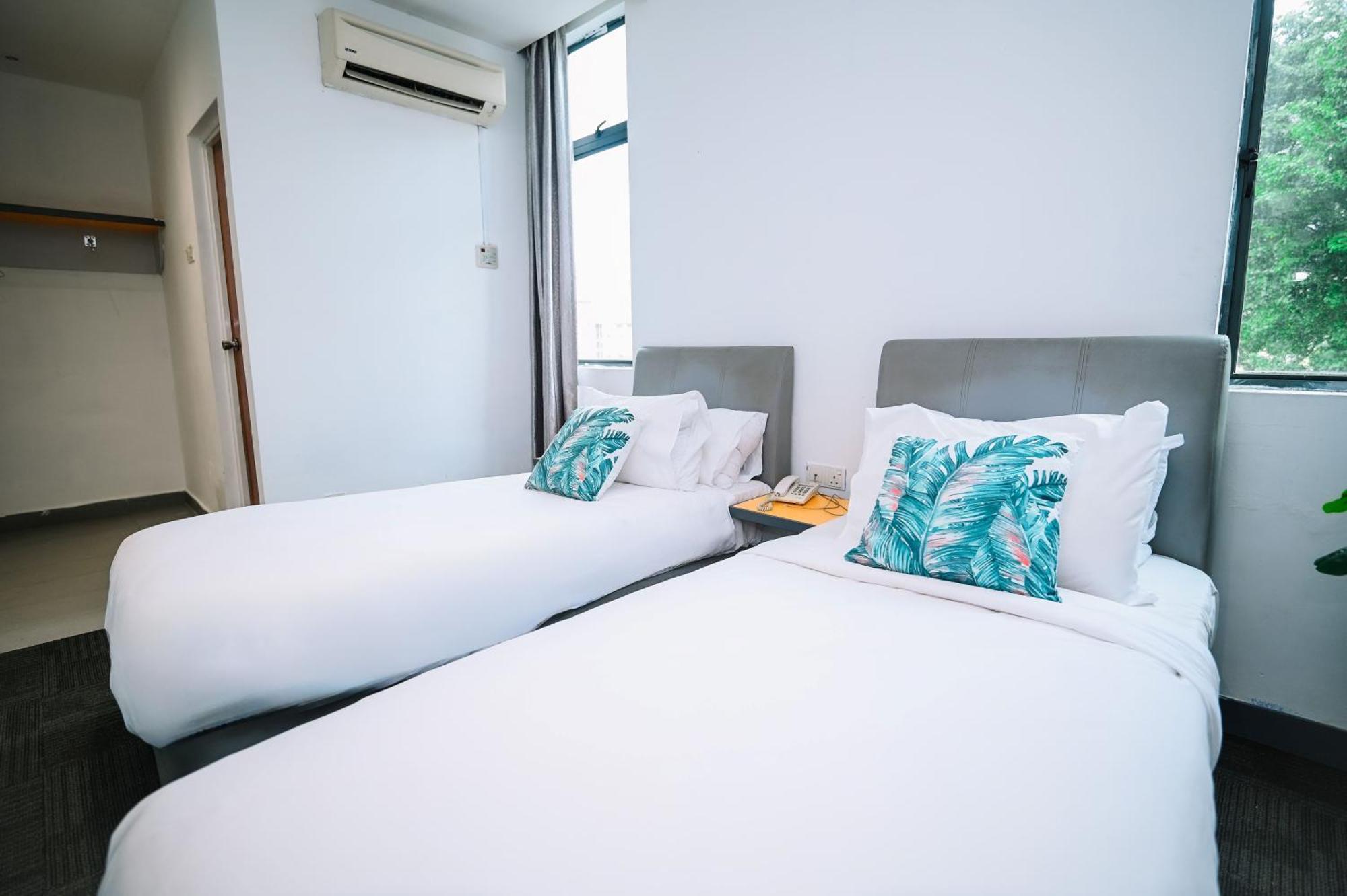 Swing & Pillows - Kl Sg Besi Formerly Known As U Pac Hotel Kuala Lumpur Bagian luar foto