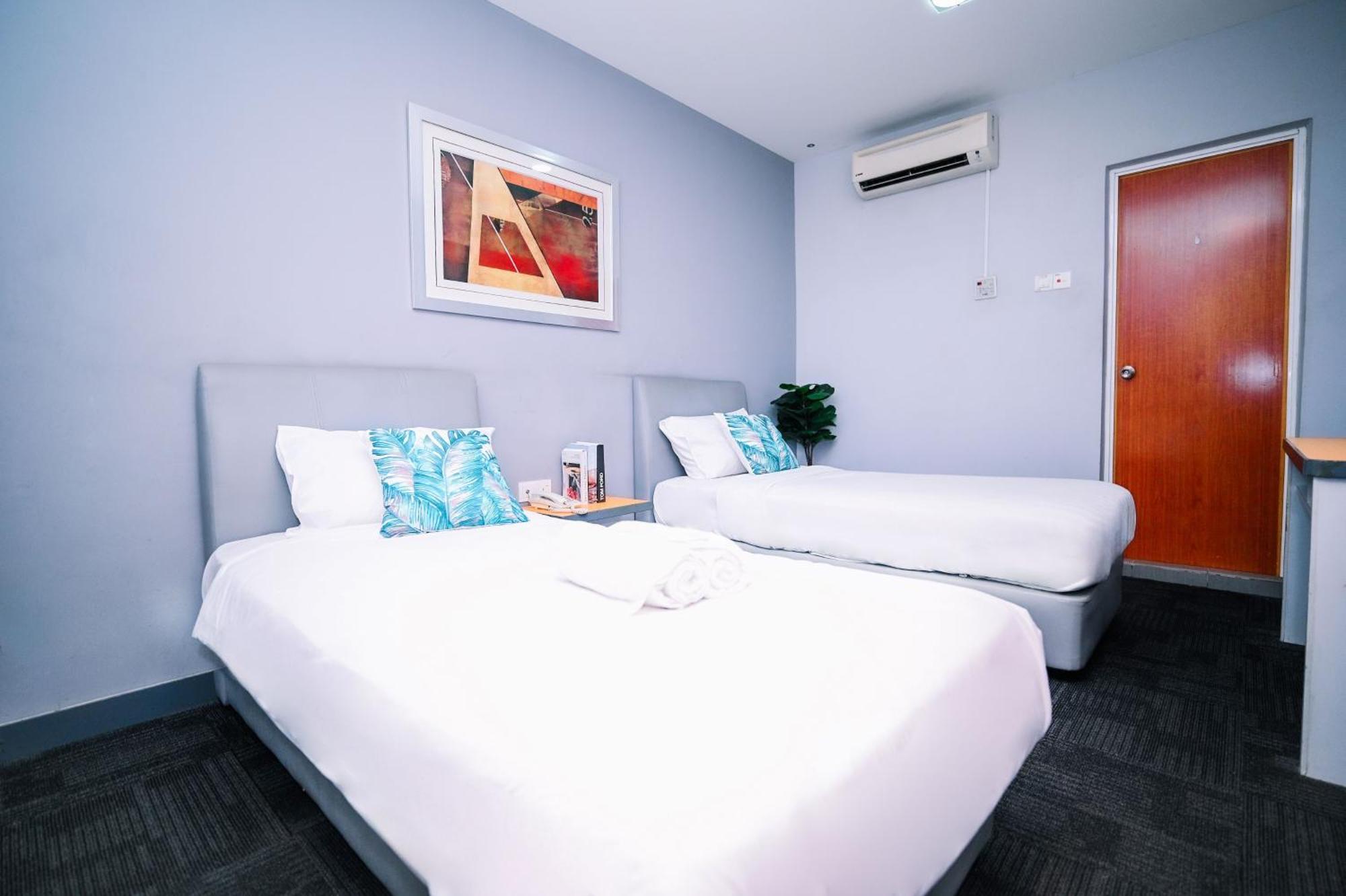 Swing & Pillows - Kl Sg Besi Formerly Known As U Pac Hotel Kuala Lumpur Bagian luar foto