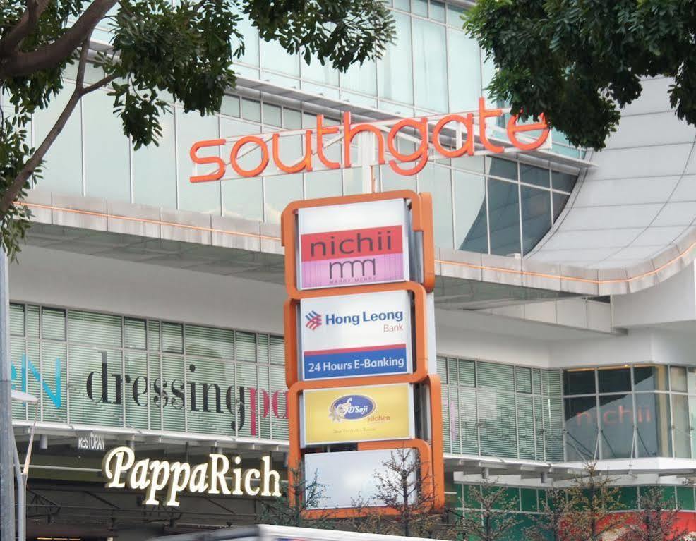 Swing & Pillows - Kl Sg Besi Formerly Known As U Pac Hotel Kuala Lumpur Bagian luar foto