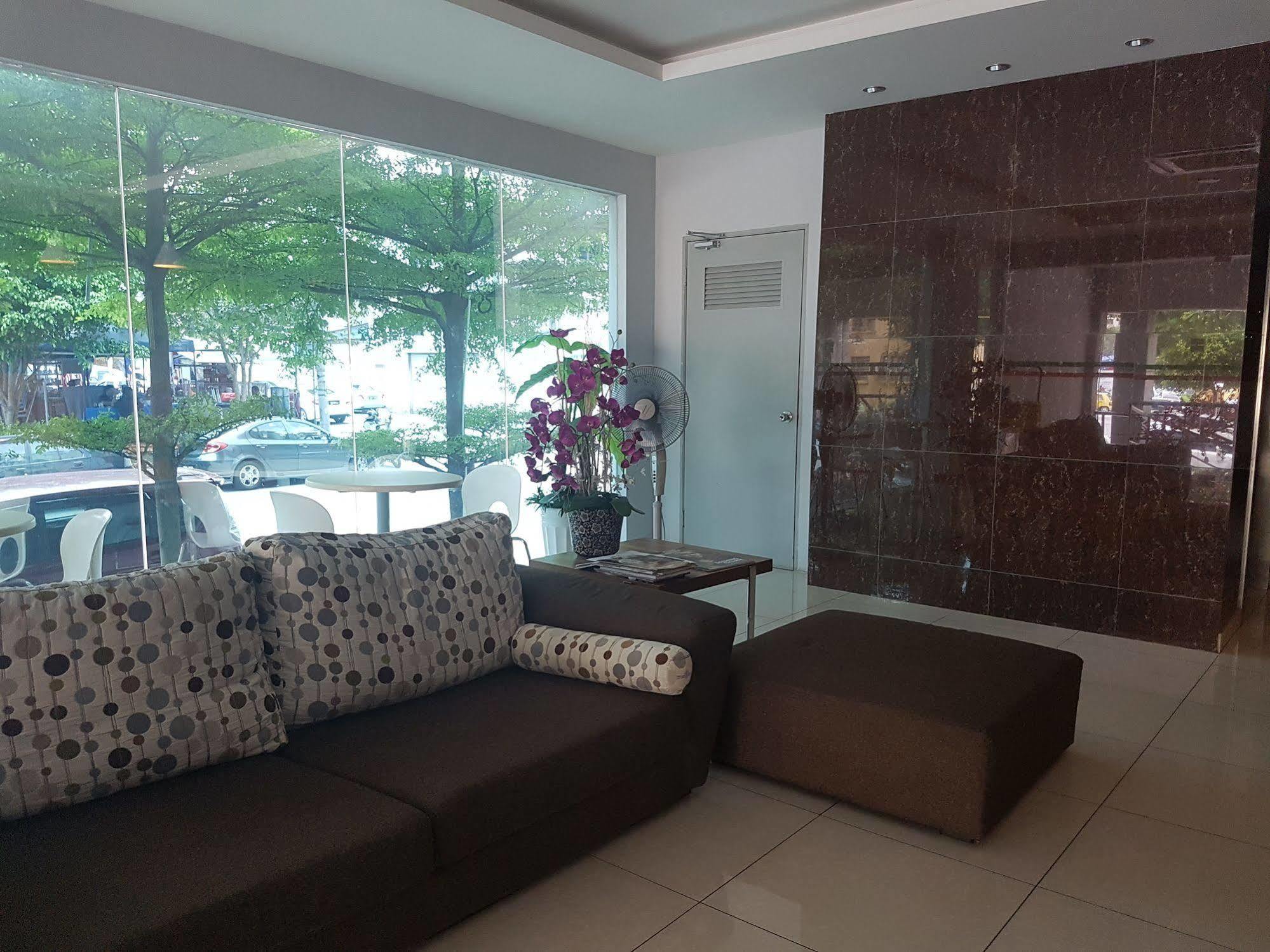 Swing & Pillows - Kl Sg Besi Formerly Known As U Pac Hotel Kuala Lumpur Bagian luar foto