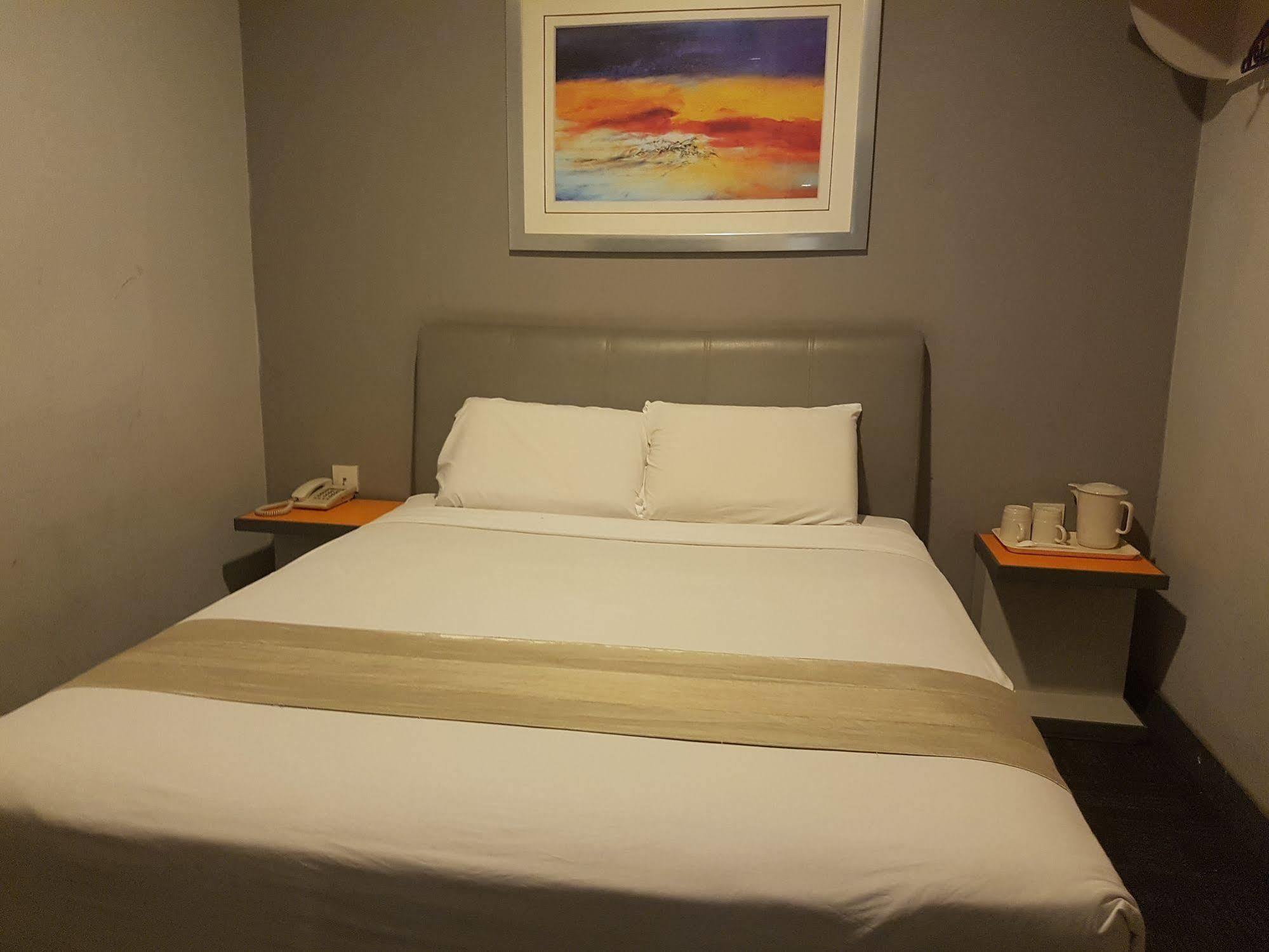 Swing & Pillows - Kl Sg Besi Formerly Known As U Pac Hotel Kuala Lumpur Bagian luar foto
